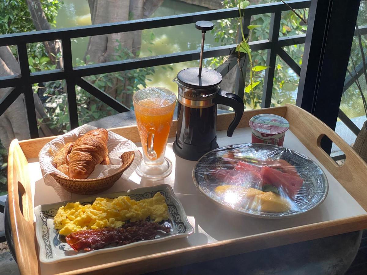 Cozycomo Bangkok Extérieur photo